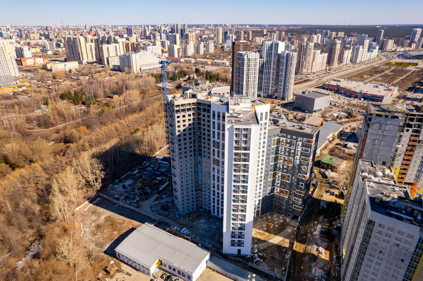 Green house екатеринбург. ЖК ботаника Грин Хаус Екатеринбург. Синара Девелопмент Екатеринбург ботаника Грин. Green House Екатеринбург дом.